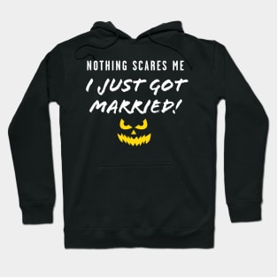 Halloween Honeymoon Matching Couple Halloween Wedding I Just Got Married Hoodie